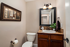 DESTINATION LYNNWOOD